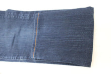 Load image into Gallery viewer, EARNEST SEWN Ladies Blue Zip Fly Cotton Blend Cropped Denim Jeans W24 L27