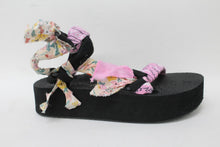 Load image into Gallery viewer, ARIZONA LOVE Ladies Pink Bandana Knotted Floral Flatform Sandals EU39 UK6