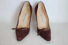 Load image into Gallery viewer, MANOLO BLAHNIK Ladies Burgundy Suede High Heel Bow Pumps Shoes UK4 EU37