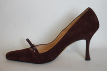 Load image into Gallery viewer, MANOLO BLAHNIK Ladies Burgundy Suede High Heel Bow Pumps Shoes UK4 EU37