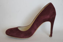 Load image into Gallery viewer, RUPERT SANDERSON Ladies Burgundy Suede Heeled Round Toe Pumps Shoes UK3.5 EU36.5