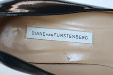 Load image into Gallery viewer, DIANE VON FURSTENBERG Ladies Dark Blue Leather Stiletto Pumps Shoes UK5.5 EU38.5