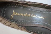 Load image into Gallery viewer, JEAN-MICHEL CAZABAT Ladies Grey Leather Wedge Heel Pumps Shoes UK5.5 EU38.5