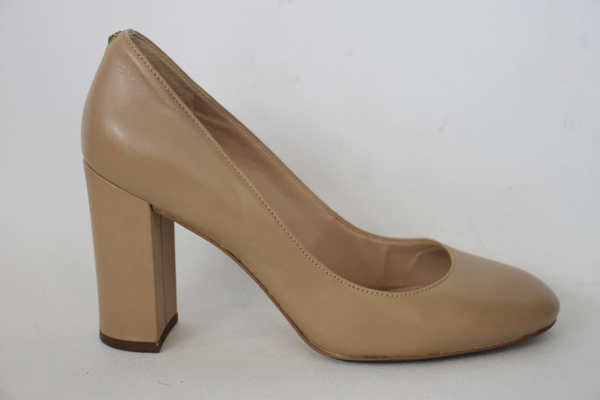 Sam edelman discount round toe pumps