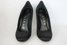 Load image into Gallery viewer, GINA Ladies Black Velvet High Heel Round Toe Pumps Shoes UK3 EU36
