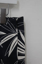 Load image into Gallery viewer, M&S Marks & Spencer Ladies Navy Blue Leaf Print Trousers UK12 RRP22.5 NEW
