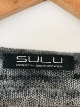 Load image into Gallery viewer, Sulu Women's Lightweight Oversized Jumper | UK14 | Grey