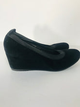 Load image into Gallery viewer, Aquatalia for Russell & Bromley Women's Suede Wedge Court Shoes | EU38.5 | Black