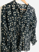 Load image into Gallery viewer, Toast Women's Ruched Button-Up Shirt | UK8 | Multicoloured