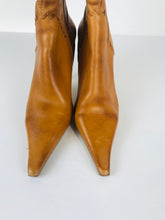 Load image into Gallery viewer, Bronx Women's Floral Heeled Boots | EU36 UK3 | Brown