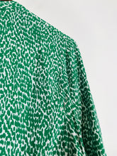 Load image into Gallery viewer, Phase Eight Women's Polka Dot Shift Dress | UK10 | Green