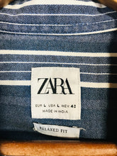 Load image into Gallery viewer, Zara Men's Cotton Striped Button-Up Shirt | L | Blue