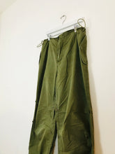 Load image into Gallery viewer, Maharishi Women’s Dragon Embroidered Cargo Trousers | XL UK18 | Khaki Green