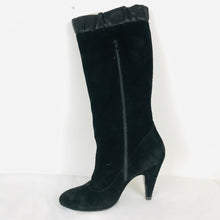Load image into Gallery viewer, Vero Cuoio Womens Suede Heeled Boots | EU37 UK4 | Black