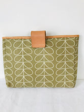 Load image into Gallery viewer, Orla Kiely Women’s Car Print Weekend Holdall Bag | Large | Green Yellow