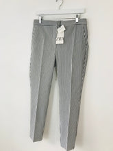Load image into Gallery viewer, Zara Women’s Seersucker Striped Tapered Trousers NWT | L UK14 | Grey
