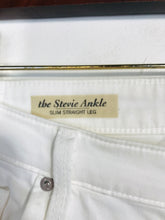 Load image into Gallery viewer, Adriano Goldschmied Women's Slim Jeans | 30R | White