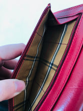 Load image into Gallery viewer, Visconti Women’s Leather Clutch Purse Wallet | Small | Red