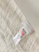 Load image into Gallery viewer, The White Company Women’s Merino Wool Scarf | Grey