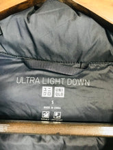 Load image into Gallery viewer, Uniqlo Women's Zip Puffer Jacket | S UK8 | Blue