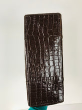 Load image into Gallery viewer, Osprey Women’s Leather Shoulder Bag Handbag | Medium | Brown