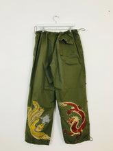 Load image into Gallery viewer, Maharishi Women’s Dragon Embroidered Cargo Trousers | XL UK18 | Khaki Green