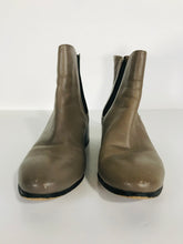 Load image into Gallery viewer, Steve Madden Women's Chelsea Boots | UK7.5 | Brown