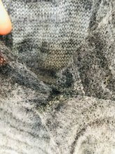 Load image into Gallery viewer, Sulu Women's Lightweight Oversized Jumper | UK14 | Grey