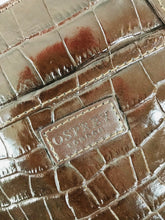 Load image into Gallery viewer, Osprey Women’s Leather Shoulder Bag Handbag | Medium | Brown