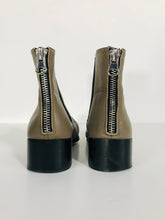 Load image into Gallery viewer, Steve Madden Women's Chelsea Boots | UK7.5 | Brown