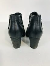 Load image into Gallery viewer, Clarks Women's Leather Ankle Boots | UK5 | Black