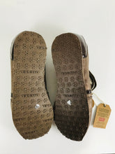 Load image into Gallery viewer, Diesel Women's Metallic Trainers | UK6 EU39 | Brown