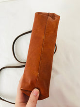 Load image into Gallery viewer, Royal RepubliQ Womens Leather Shoulder Bag | Small | Brown