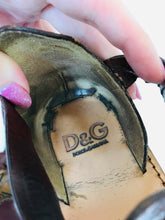 Load image into Gallery viewer, Dolce & Gabbana Women's Leather Sandals  | 39 UK6 | Brown