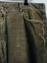 Load image into Gallery viewer, Marlboro Classics Men's Corduroy Corduroy Trousers | W36 L32 | Brown