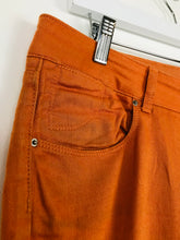 Load image into Gallery viewer, Tommy Hilfiger Womens Orange Jeans | W33 L32 | Orange