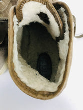 Load image into Gallery viewer, Tod’s Women's Suede High Tops Trainers | EU37 UK4 | Brown