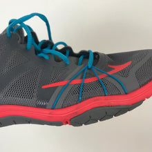 Load image into Gallery viewer, Nike Womens Free Cross Compete Running Trainers | UK4 | Grey