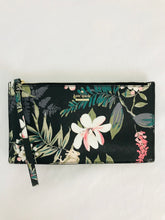 Load image into Gallery viewer, Kate Spade Women’s Floral Clutch | W8.5 H4.5 | Multicolour