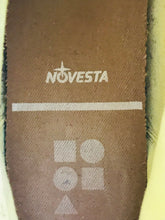 Load image into Gallery viewer, Novesta Women's Hooha Noorebro Hi Top Trainers | EU40 UK7 | Beige