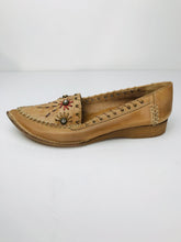 Load image into Gallery viewer, Mirage Vero Cuoio Women's Floral Embellished Slip On Shoes | EU38.5 UK5.5 | Brown