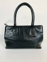 Load image into Gallery viewer, Osprey Women's Leather Croc Shoulder Bag | M UK10-12 | Black