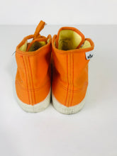 Load image into Gallery viewer, Novesta Women's Star Dribble Trainers | EU39 UK5 | Orange