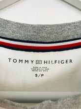 Load image into Gallery viewer, Tommy Hilfiger Men’s Long Sleeve Tshirt | S | White