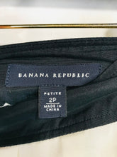 Load image into Gallery viewer, Banana Republic Women's Pleated Mini Skirt | US2P | White