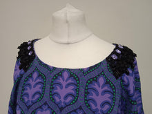 Load image into Gallery viewer, TRACY RESSE Ladies Purple &amp; Green Silk Short Sleeve Embellished Top Size M
