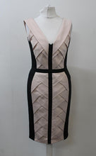 Load image into Gallery viewer, PHASE EIGHT Ladies Carly Sleeveless Weave Dress Black/Cameo Pink UK8 BNWT RRP140
