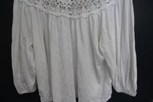 Load image into Gallery viewer, ANTHROPOLOGIE Ladies White Cotton Blend Lace Neck Blouse Top Size XL NEW
