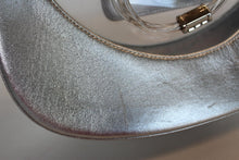 Load image into Gallery viewer, STUART WEITZMAN Ladies Metallic Silver &amp; Clear Small Baguette Bag 23 x 13 x 8cm
