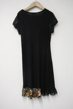 Load image into Gallery viewer, JOE BROWNS Ladies Black Floral Print Lace Trim Knee Length Dress Size UK14
